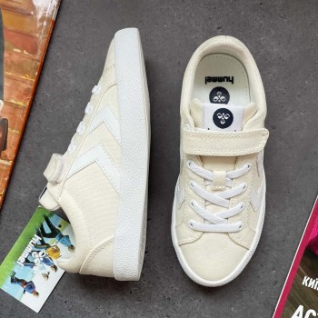 Кросівки дівчинці на липучці Hummel р 29