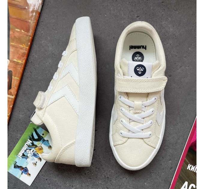 Кросівки дівчинці на липучці Hummel р 29