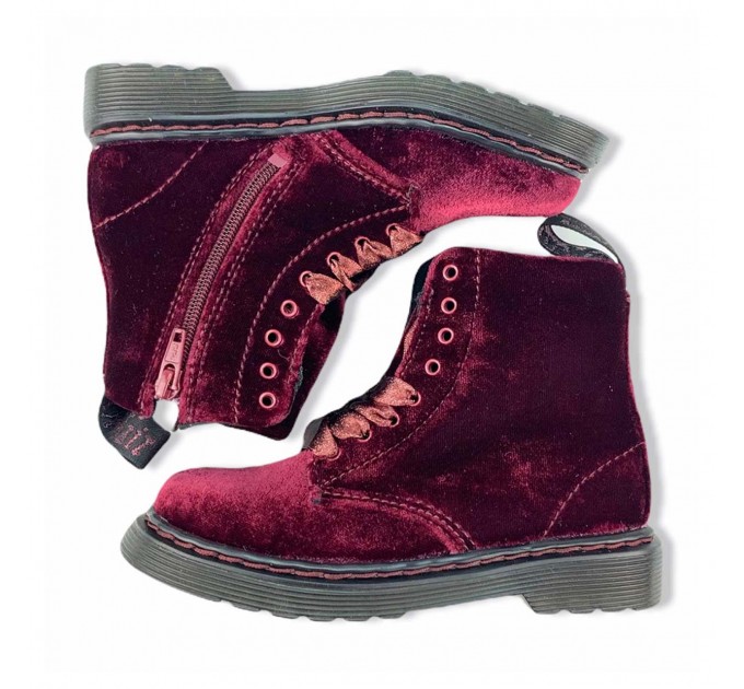Демісезонні черевики дівчині Dr.Martens р 26