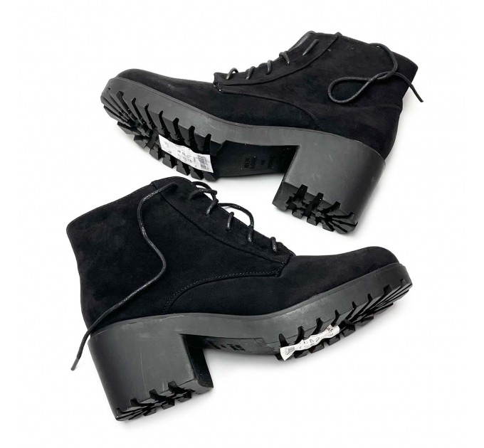 Демісезонні жіночі черевики New Look р 39