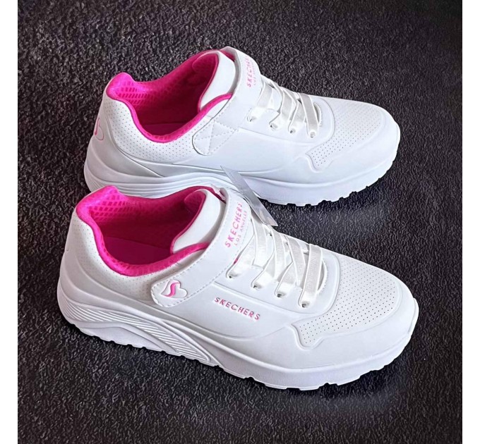 Білі жіночі кросівки Skechers р 36