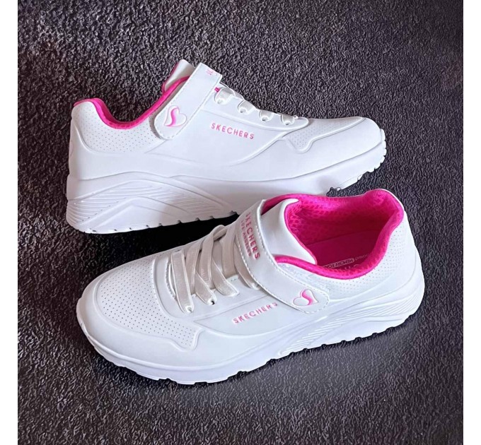 Білі жіночі кросівки Skechers р 36