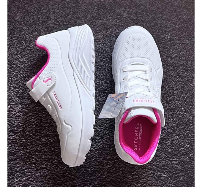 Білі жіночі кросівки Skechers р 36