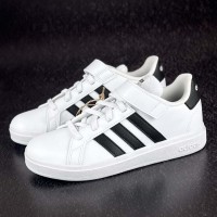 Білі дитячі кросівки хлопчику Adidas р 31