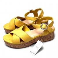 Текстильні босоніжки дівчинці Next р 30