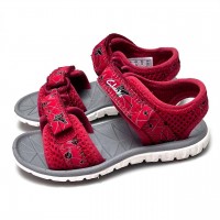 Текстильні босоніжки хлопчику Clarks р 22