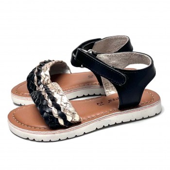 Дитячі шкіряні сандалі дівчинці Kickers р 24