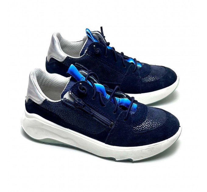 Шкіряні кросівки дівчинці Superfit р 31