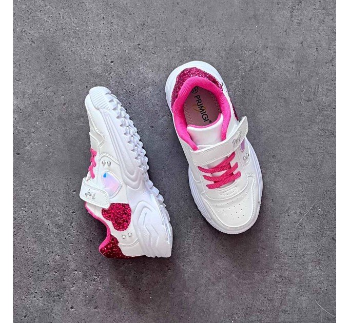 Білі дитячі кросівки дівчинці Primigi р 32