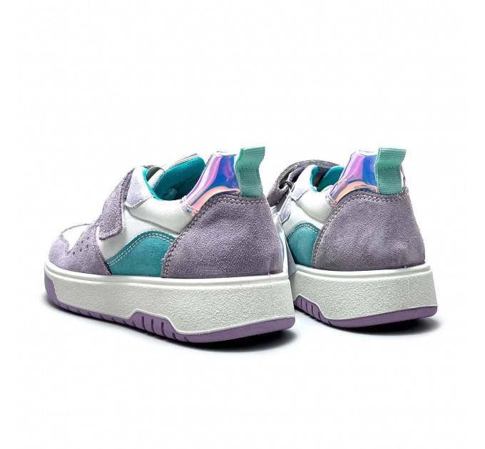 Шкіряні підліткові кросівки дівчинці Primigi р 35