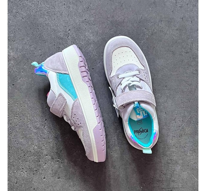 Шкіряні підліткові кросівки дівчинці Primigi р 35