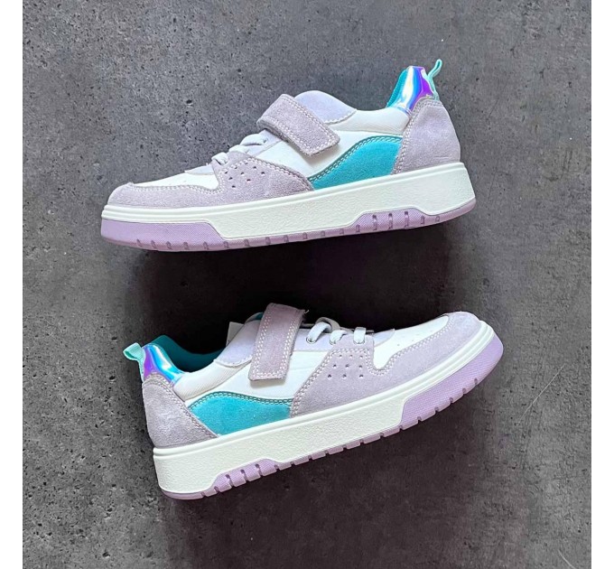 Шкіряні підліткові кросівки дівчинці Primigi р 35