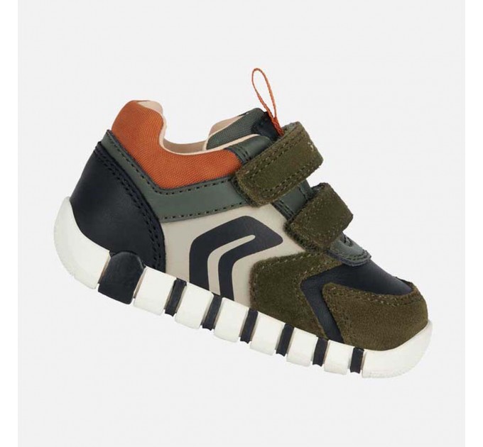 Дитячі кросівки хлопчику Geox р 19