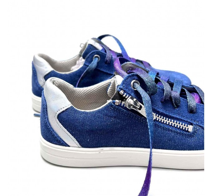 Шкіряні кросівки дівчинці Superfit р 33