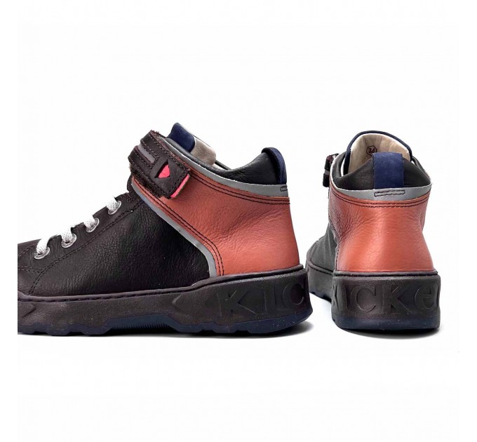 Кожаные детские ботинки мальчику Kickers р 32